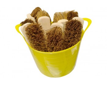 Bucket of 12in Bassine Bristle Brush Heads